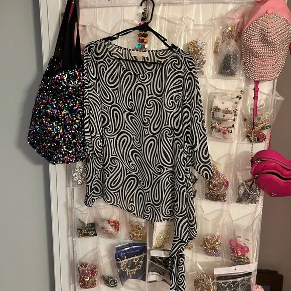 Michael Kors Black and White Swirl Tunic - Picture 2 of 2